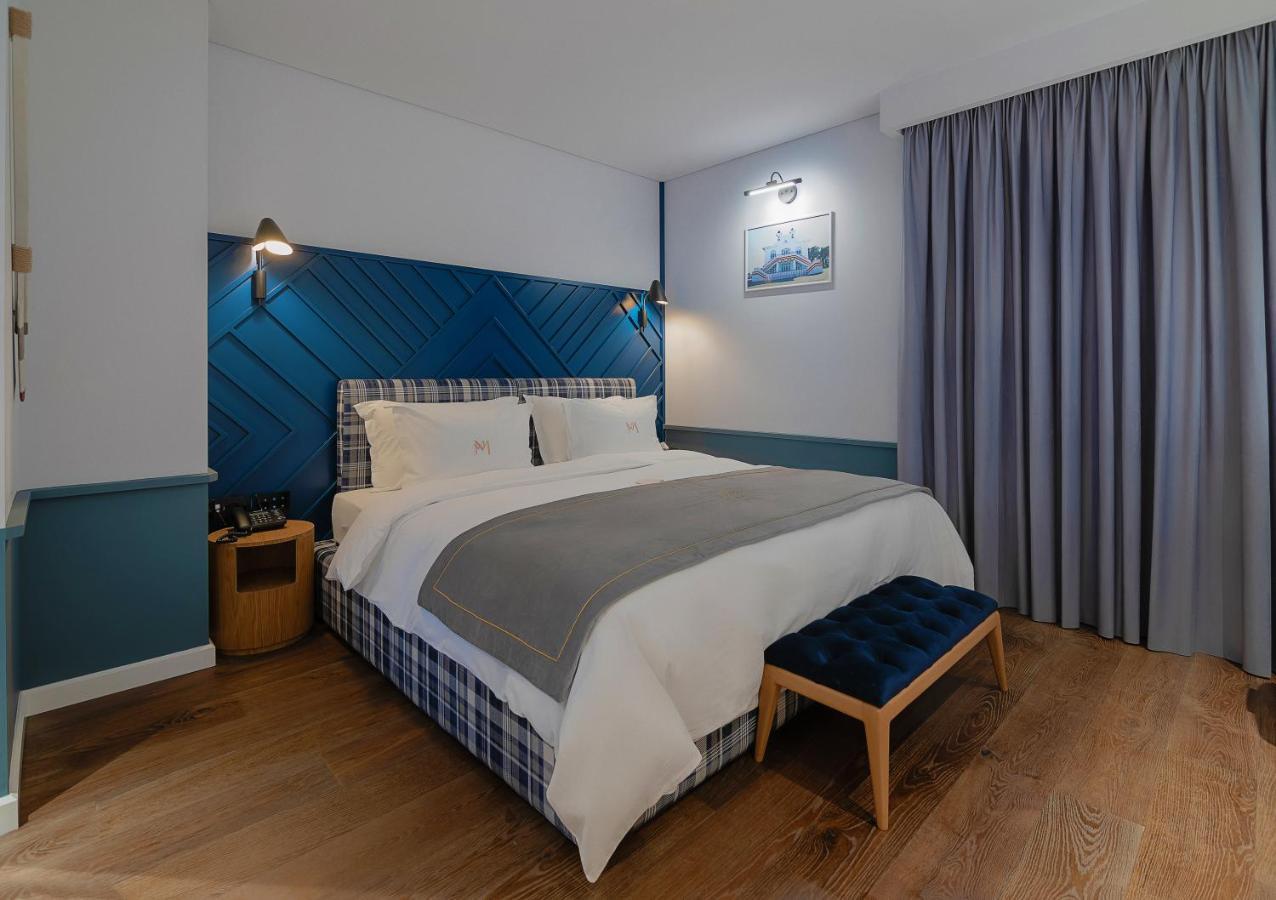 Mert Boutique Hotel Korce Bagian luar foto