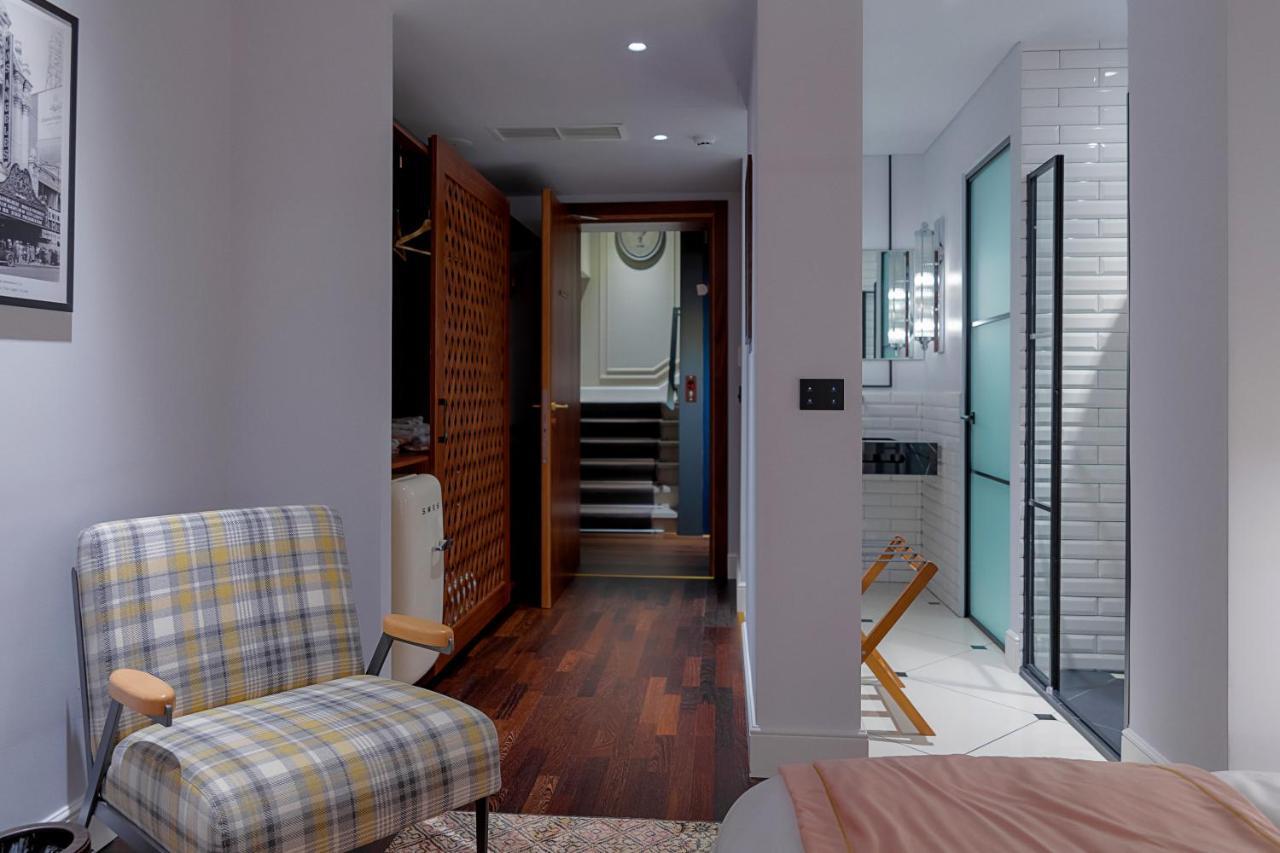 Mert Boutique Hotel Korce Bagian luar foto