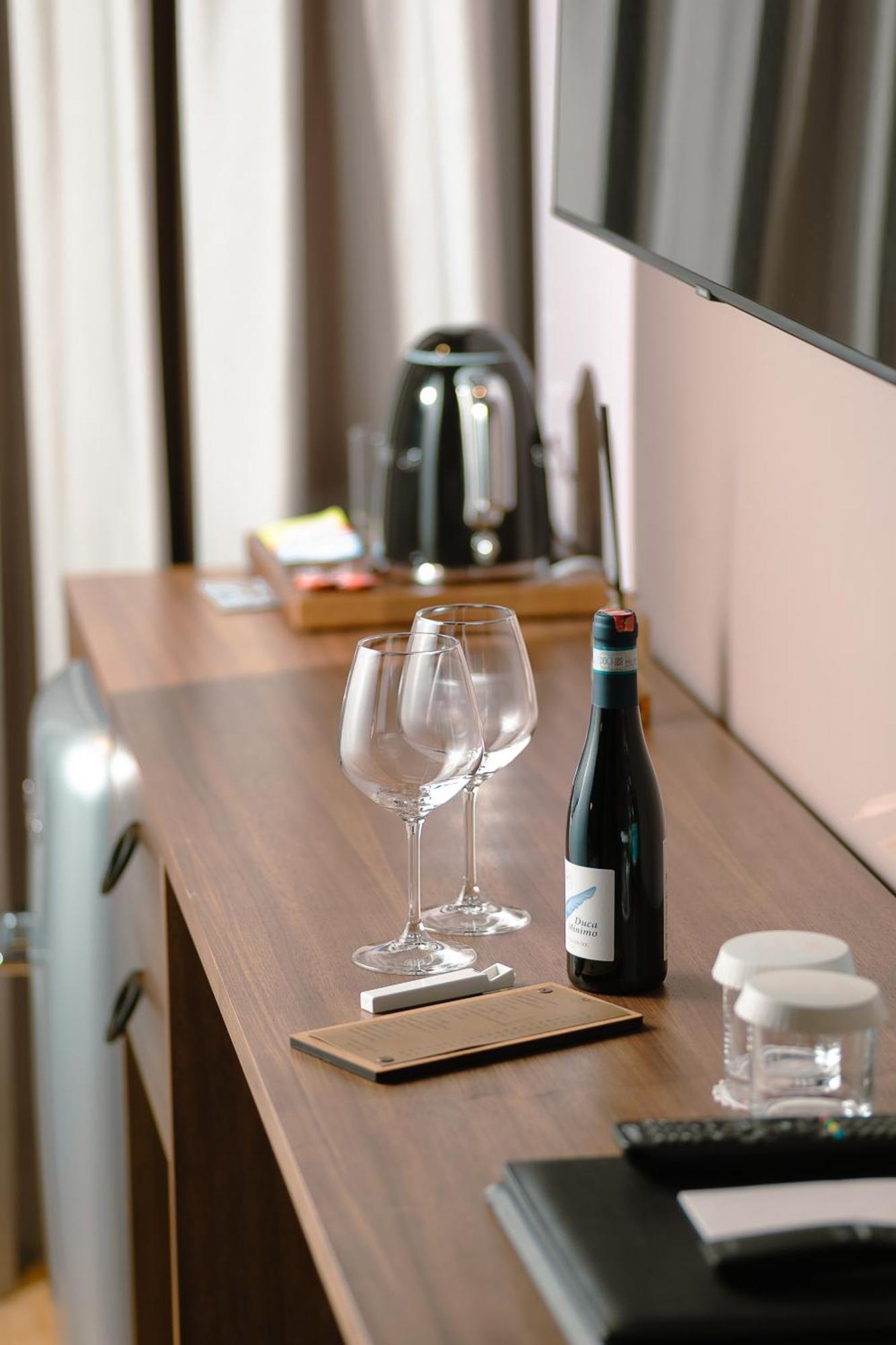 Mert Boutique Hotel Korce Ruang foto